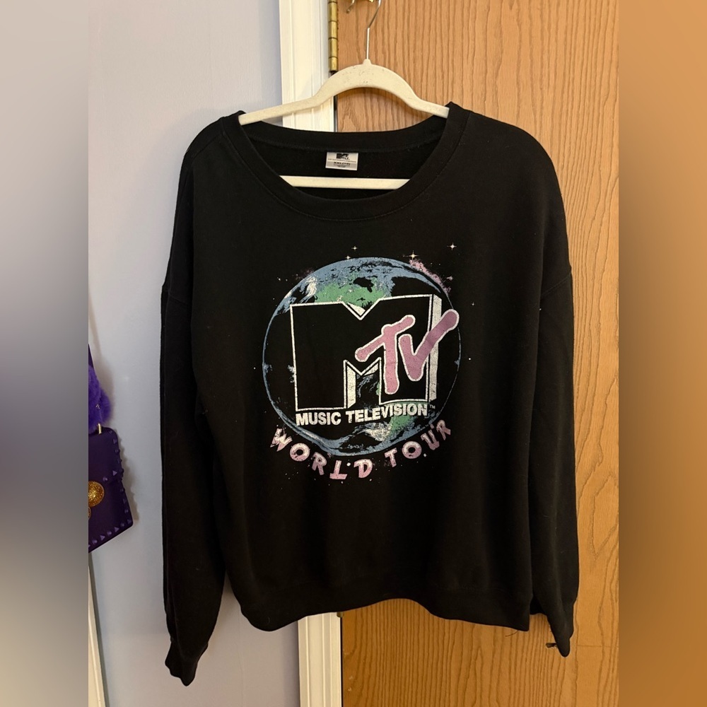 MTV Black XXL Sweatshirt - Picture 2 of 4